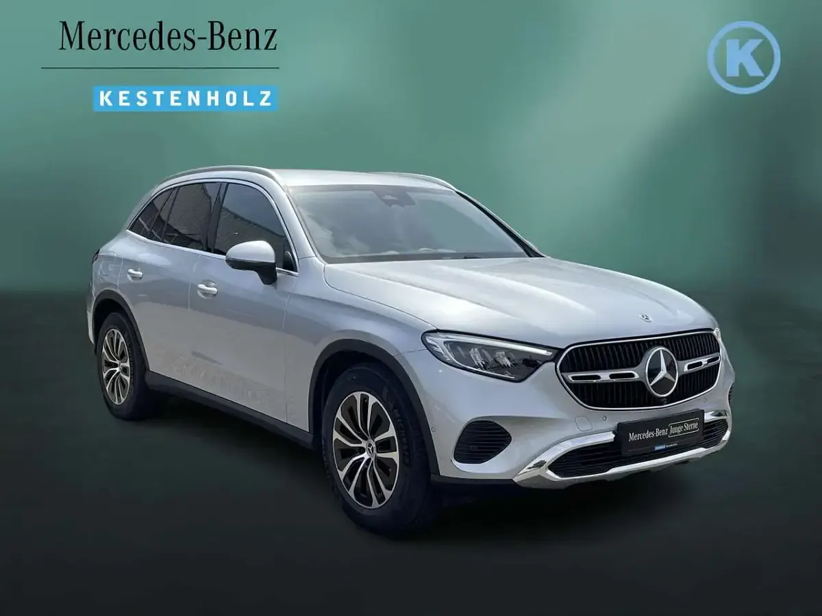 Gebraucht Mercedes GLC220 Avantgarde 197 PS (144 kW) 2025 Hightechsilber SUV