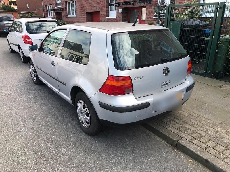 Silber Gebraucht 1998 VW Golf IV Coupé | 1.450 € (Fairer Preis) - Bild 1/4