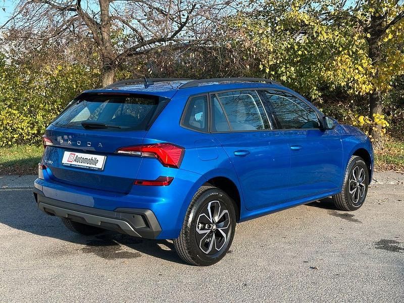 Neu Skoda 105 116 PS (85 kW) 2025 Blau Limousine