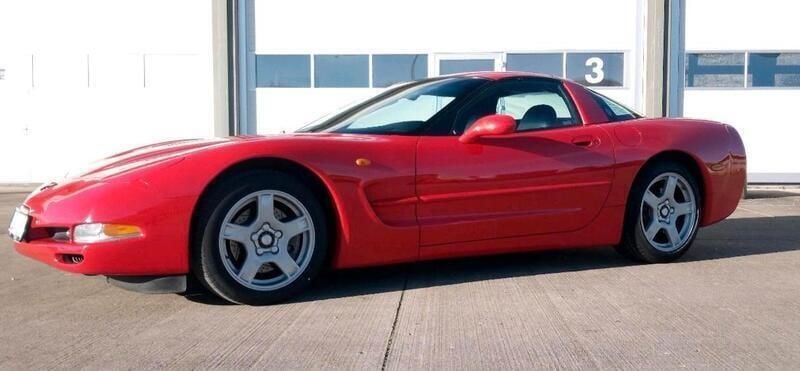 Rot Gebraucht 2000 Corvette C5 | 22.900 € (Guter Preis) - Bild 1/4
