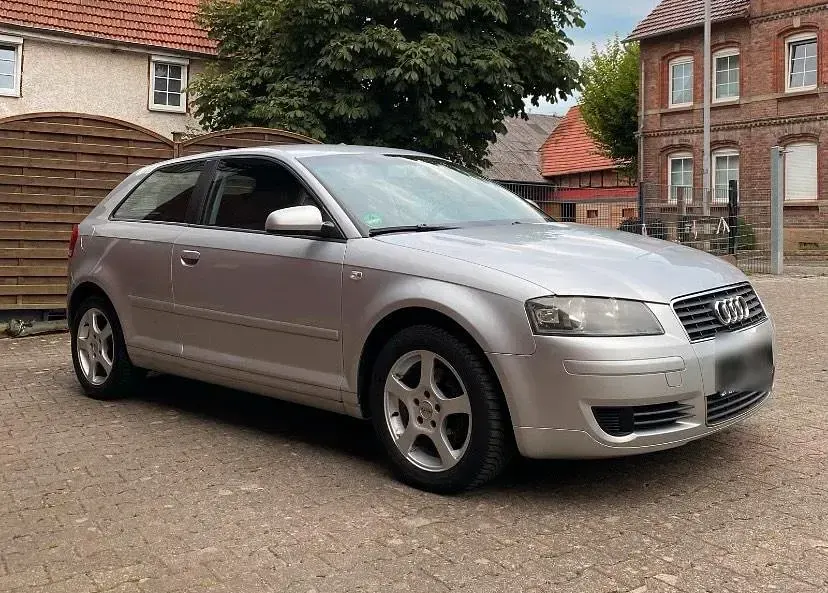 Gebraucht Audi A3 102 PS (75 kW) 2003 Silber Kleinwagen