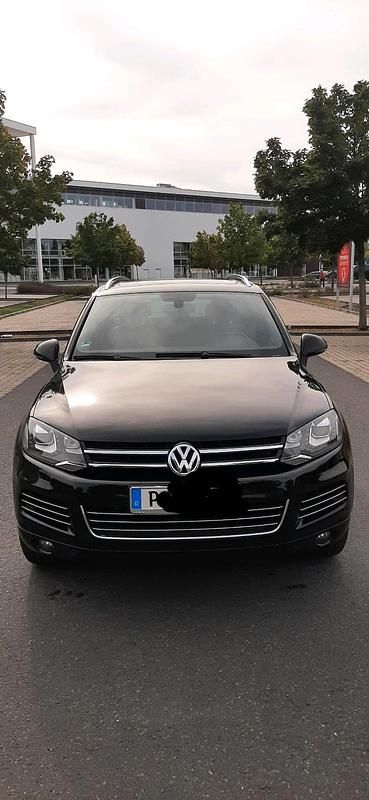 Gebraucht VW Touareg 204 PS (150 kW) 2011 Schwarz SUV
