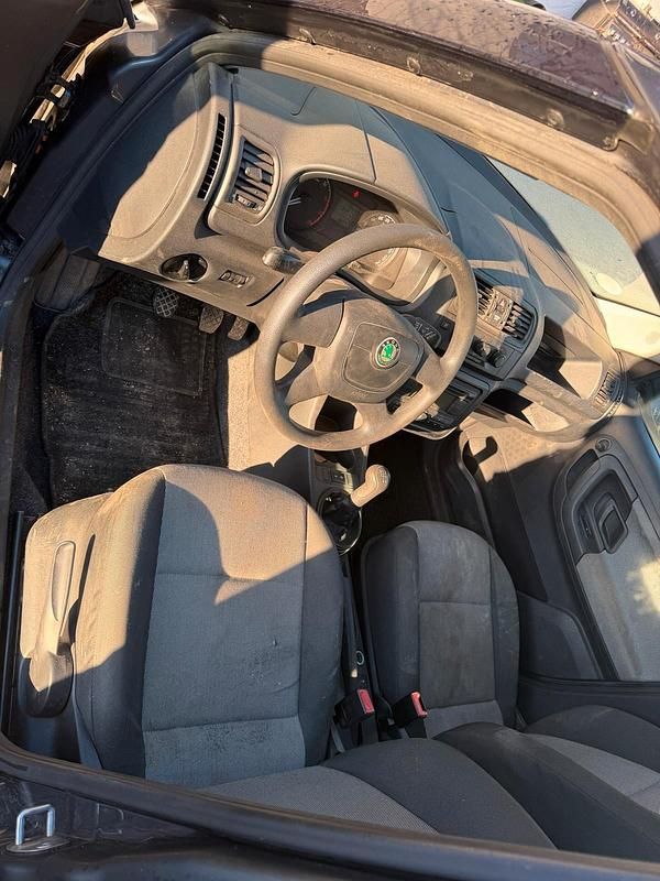 Gebraucht Skoda Fabia 70 PS (51 kW) 2010 Kleinwagen