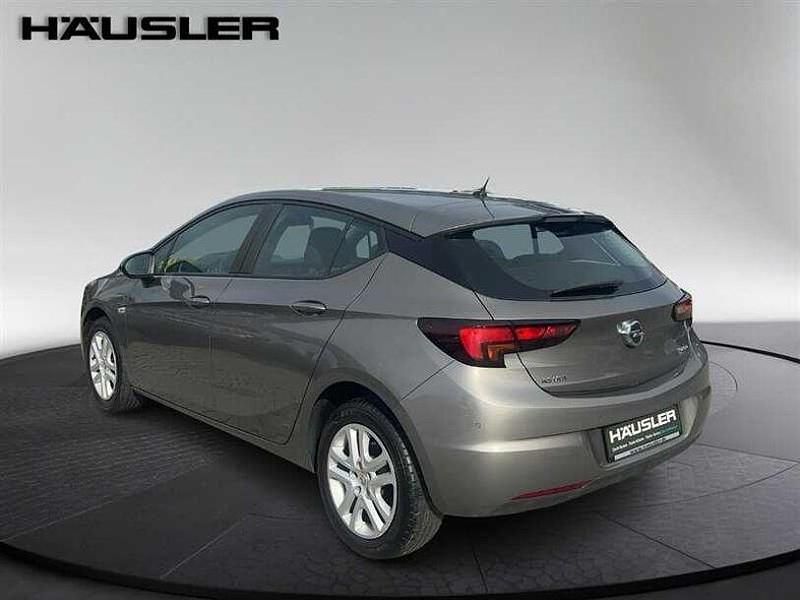 Gebraucht Opel Astra Edition 131 PS (96 kW) 2016 Braun Limousine