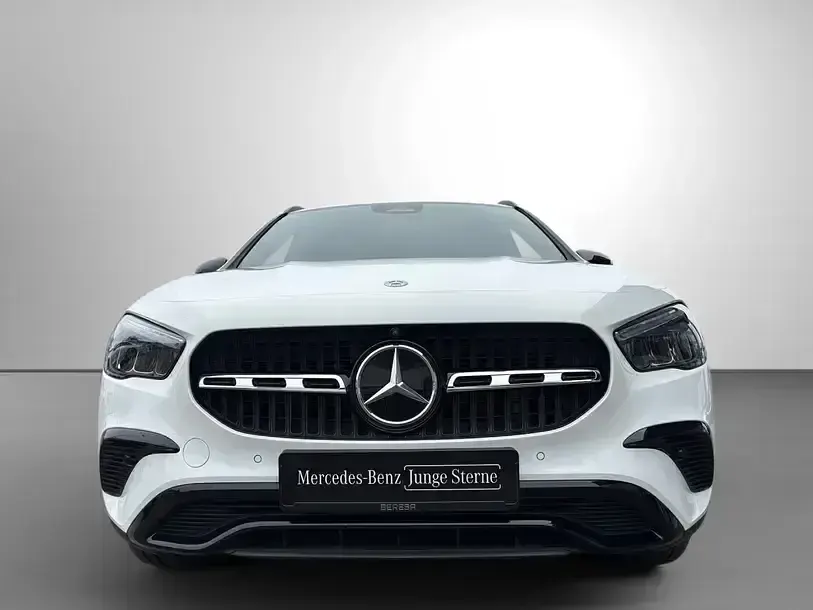 Gebraucht Mercedes GLA220 Progressive 360 PS (264 kW) 2024 Weiß SUV