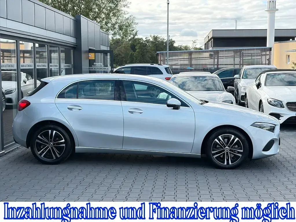 Gebraucht Mercedes A180 Progressive 150 PS (110 kW) 2023 Silber Limousine