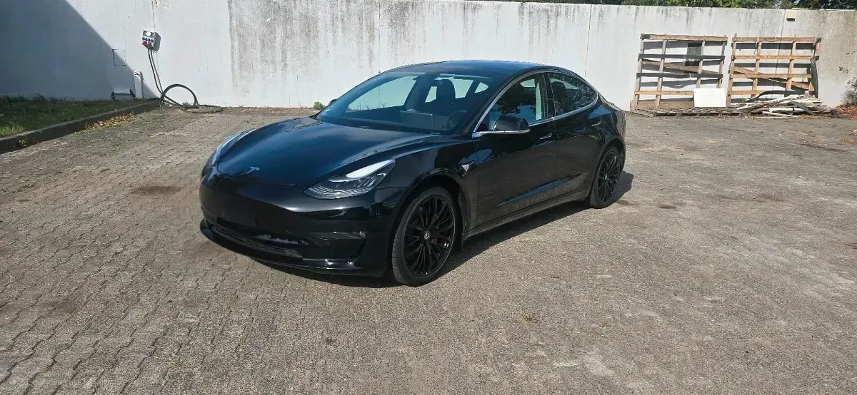 Second-hand Tesla Model 3 Performance 461 kW (627 CP) 2019 Negru Berlinǎ