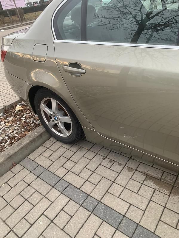 Gebraucht BMW 523 2005 Beige Limousine