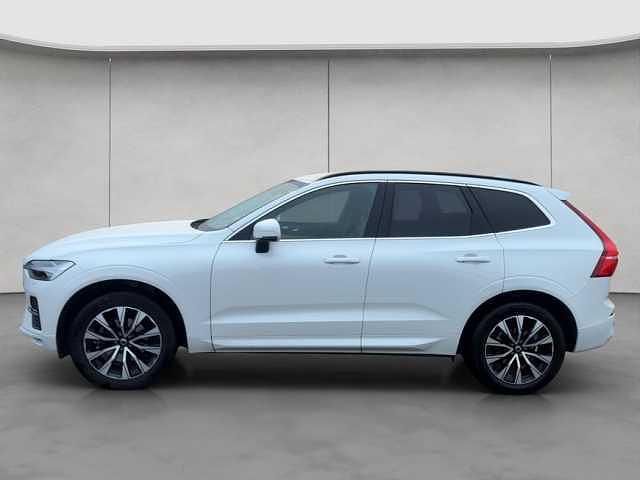 Gebraucht Volvo XC60 Core 250 PS (183 kW) 2024 Weiß SUV