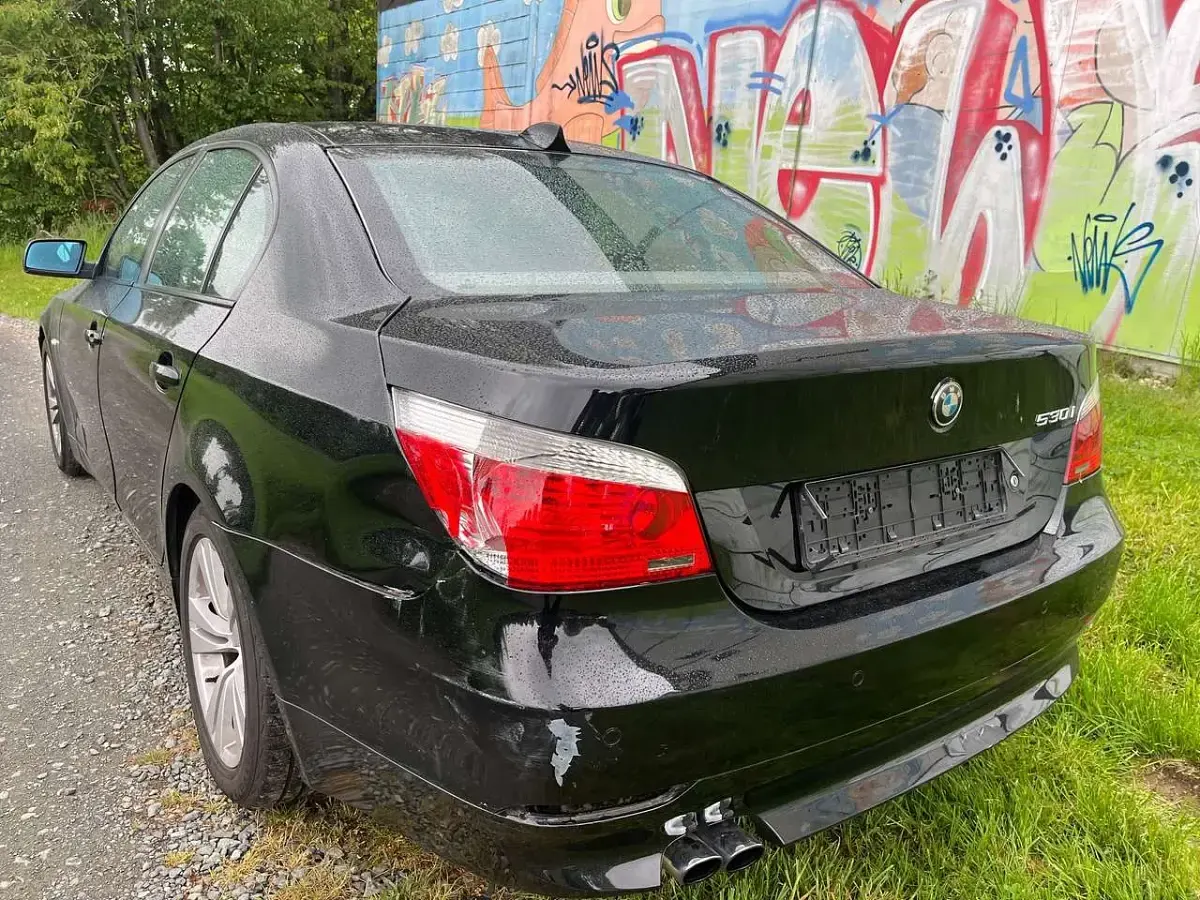 Gebraucht BMW 530 231 PS (169 kW) 2003 Schwarz Limousine