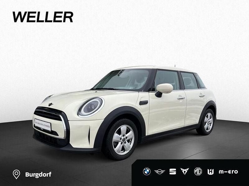 Gebraucht Mini Cooper Premium 136 PS (100 kW) 2023 Pepper white (weiß) Kleinwagen