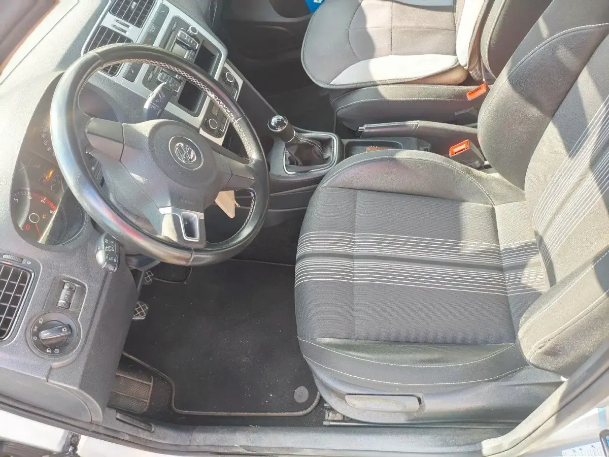 Gebraucht VW Polo Trendline 69 PS (50 kW) 2012 Silber Kleinwagen