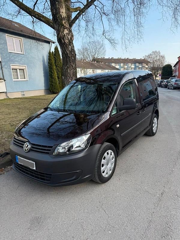 Gebraucht VW Caddy 105 PS (77 kW) 2012 Violet Van / Kleinbus