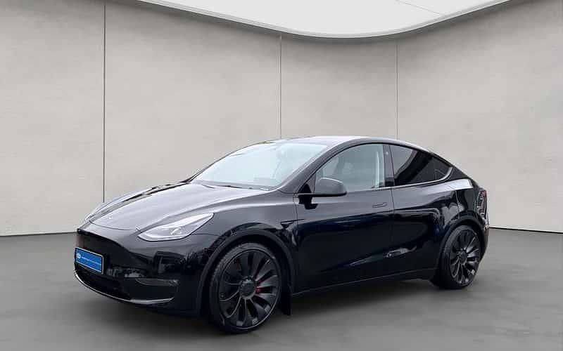 Schwarz Gebraucht 2022 Tesla Model Y Performance SUV | 39.990 € (Etwas zu teuer) - Bild 1/4