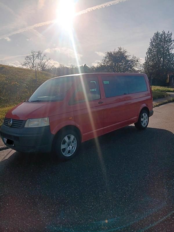 Rot Gebraucht 2007 VW T5 Van | 5.100 € (Superpreis) - Bild 1/4