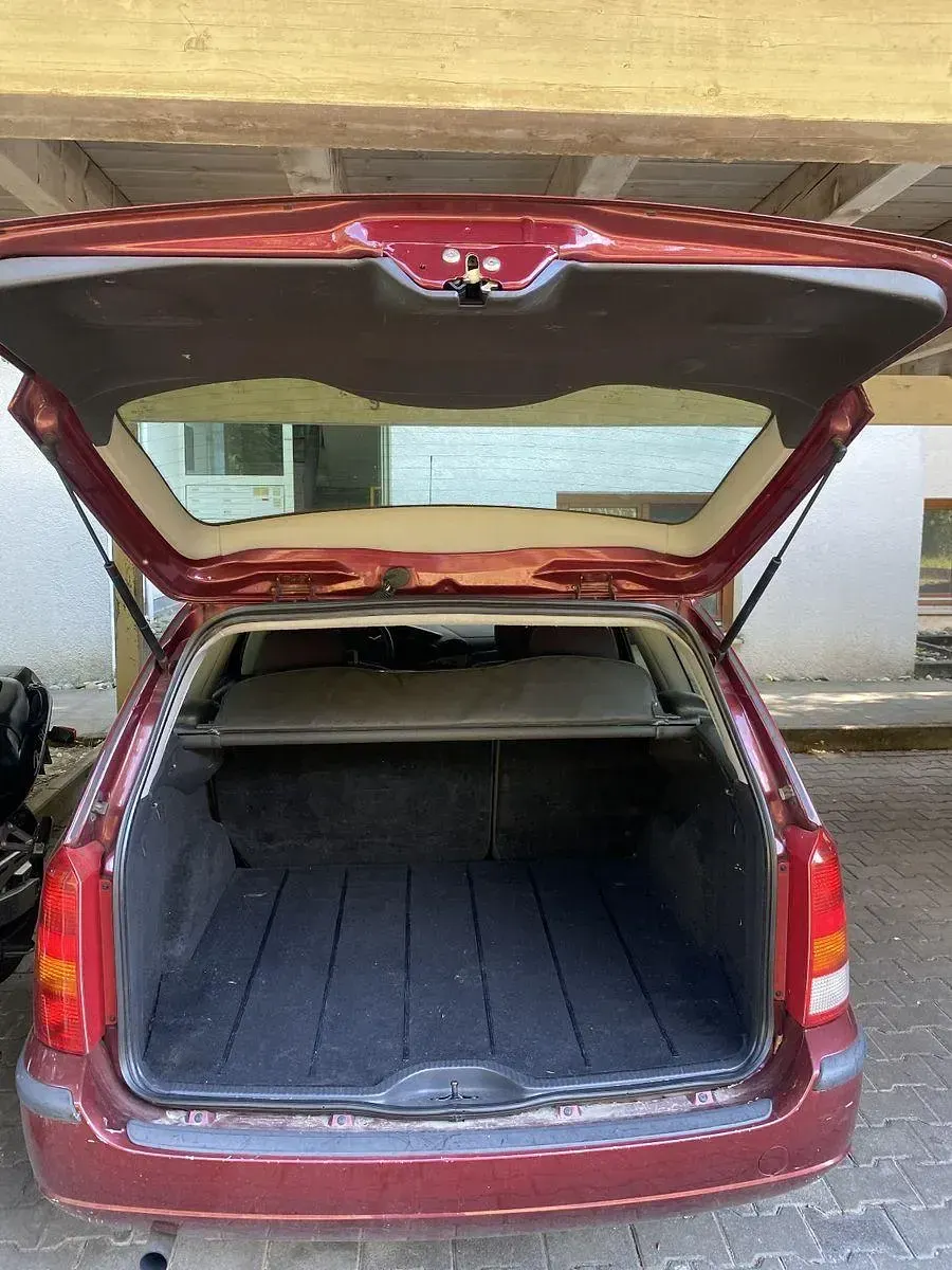 Gebraucht Ford Focus Viva 101 PS (74 kW) 2004 Rot Kombi