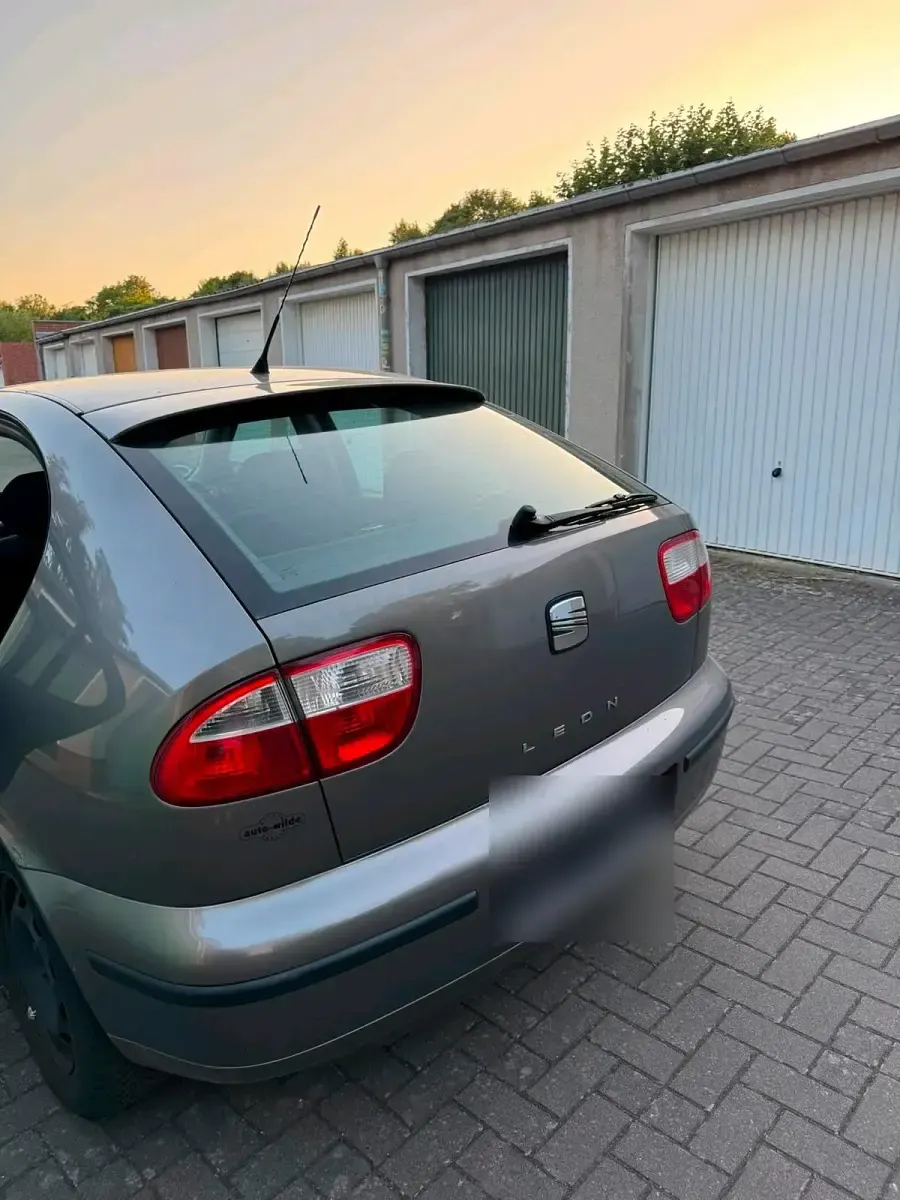 Gebraucht Seat Leon 105 PS (77 kW) 2006 Grau Kleinwagen