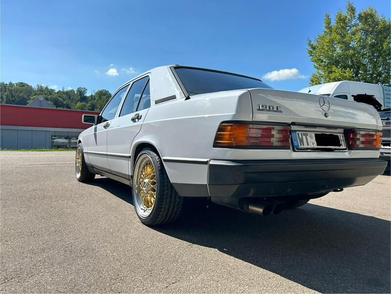 Gebraucht 1988 Mercedes 190 Limousine | 9.999 € - Bild 1/4