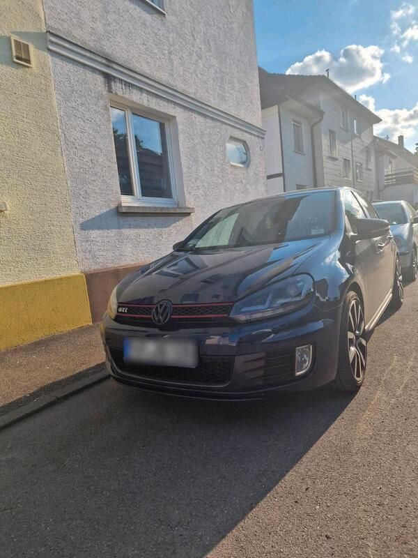 Blau Gebraucht 2010 VW Golf VI GTI Limousine | 10.000 € (Fairer Preis) - Bild 1/4