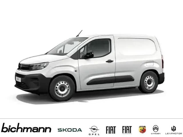 Nowe Opel Combo Basis 102 KM (75 kW) 2026 Biały Minivan