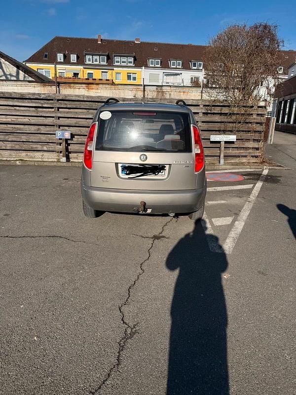 Gebraucht Skoda Roomster 86 PS (63 kW) 2008 Braun Van / Kleinbus