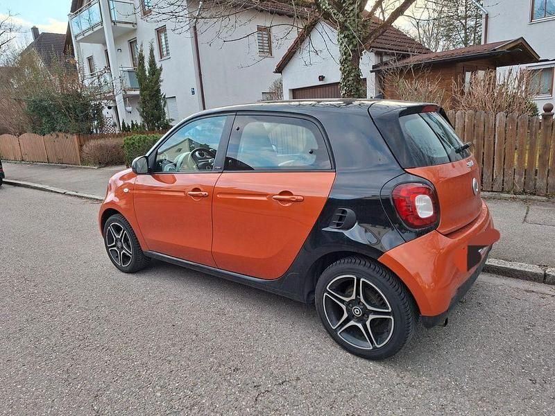 Gebraucht Smart ForFour 71 PS (52 kW) 2016 Orange Kleinwagen
