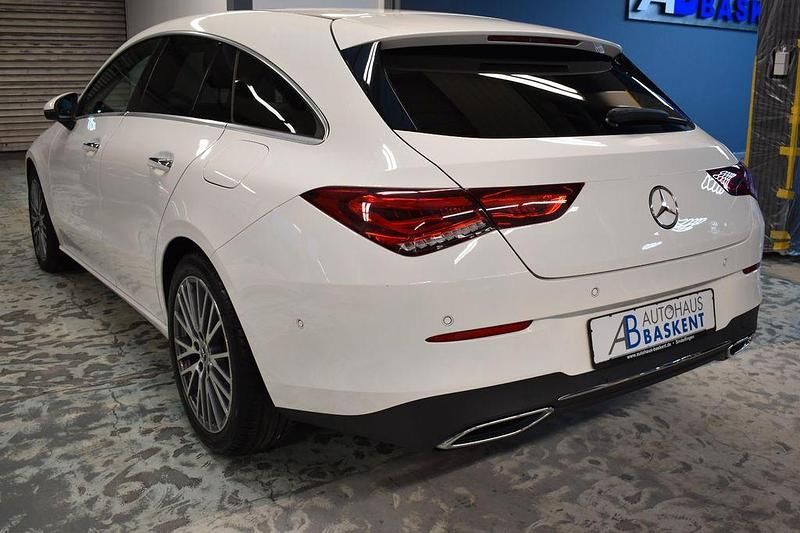 Gebraucht Mercedes CLA220 Shooting Brake 190 PS (139 kW) 2020 Weiß Kombi