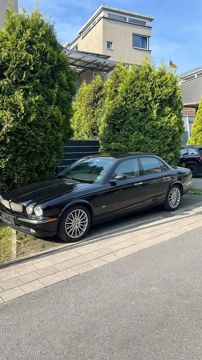 Gebraucht Jaguar XJ 207 PS (152 kW) 2006 Schwarz Limousine