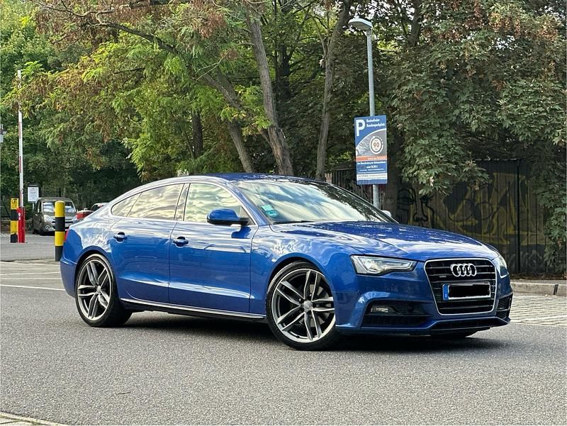 Blau Gebraucht 2016 Audi A5 S-Line Coupé | 16.999 € (Guter Preis) - Bild 1/4