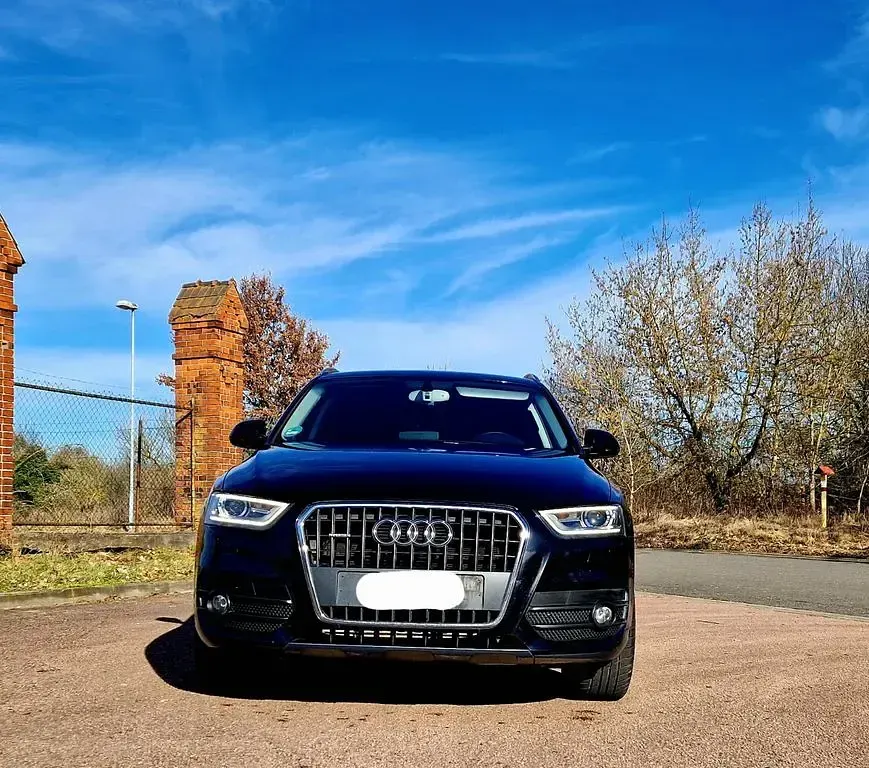 Usata Audi Q3 Ambiente 177 CV (130 kW) 2011 Nero SUV