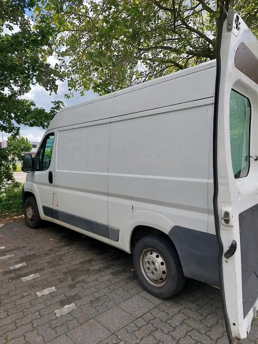 Gebraucht Peugeot Boxer 131 PS (96 kW) 2013 Weiß Van