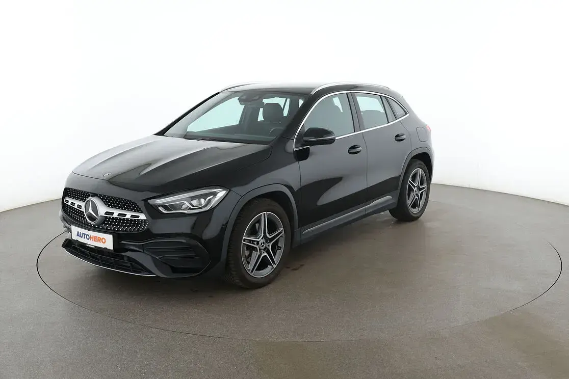 Gebraucht Mercedes GLA200 AMG line 163 PS (119 kW) 2022 SUV