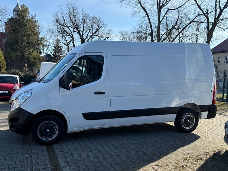 Second-hand Renault Master 131 CP (96 kW) 2018 Alb Van