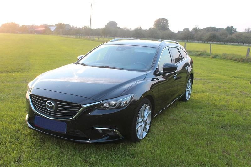 Schwarz Gebraucht 2016 Mazda 6 Kombi | 6.900 € (Guter Preis) - Bild 1/4