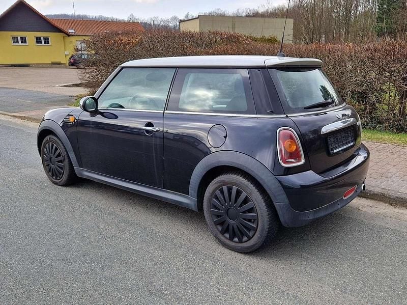 Gebraucht Mini Cooper 120 PS (88 kW) 2007 Astro black metallic Kleinwagen