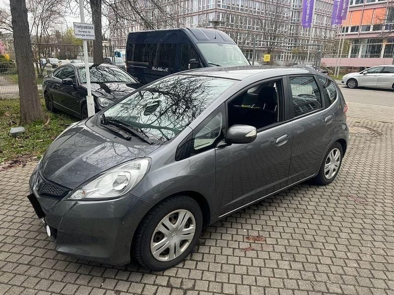 Gebraucht Honda Jazz 99 PS (72 kW) 2011 Grau Kleinwagen