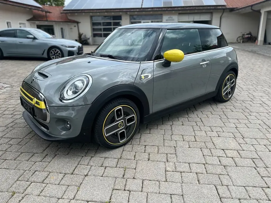 Gebraucht Mini Cooper SE 135 kW (184 PS) 2020 Grau Kleinwagen