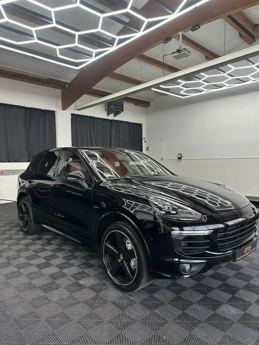 Gebraucht Porsche Cayenne 385 PS (283 kW) 2016 Schwarz SUV