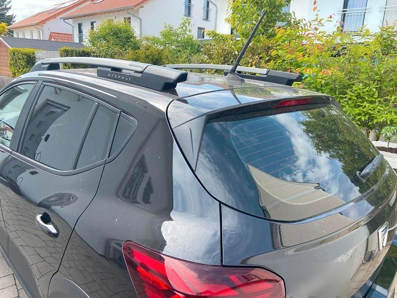 Gebraucht Dacia Sandero Comfort 91 PS (66 kW) 2021 Schwarz Kleinwagen