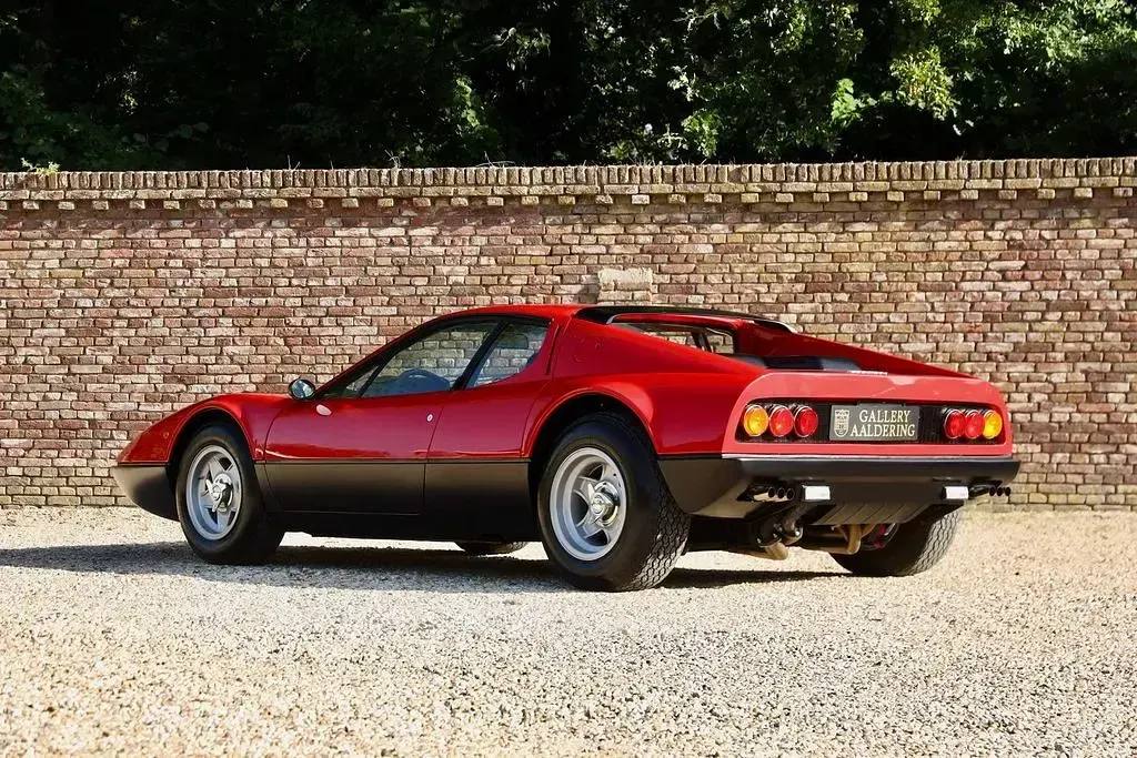Second-hand Ferrari 365 1974 Roșu