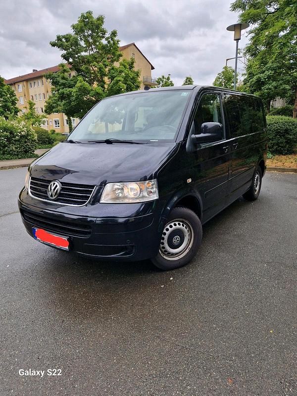 Schwarz Gebraucht 2008 VW T5 Van | 10.500 € (Etwas zu teuer) - Bild 1/4