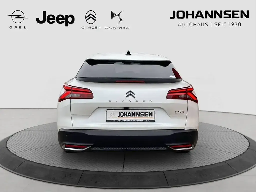 Gebraucht Citroën C5 X PureTech 131 PS (96 kW) 2024 Lack weiss perlglänzend/typ Kombi