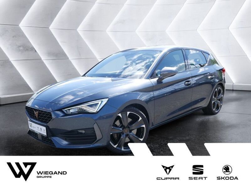 Grau Gebraucht 2024 Cupra Leon VZ Limousine | 31.675 € (Superpreis) - Bild 1/4