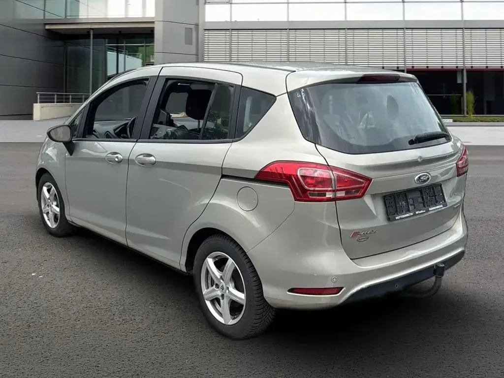Gebraucht Ford B-MAX Trend 101 PS (74 kW) 2013 Silber Van / Kleinbus