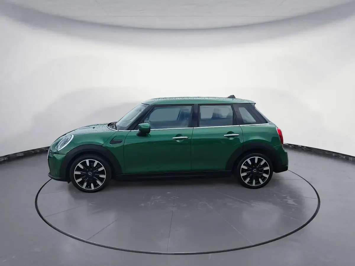 Gebraucht Mini ONE Classic 102 PS (75 kW) 2021 Kleinwagen