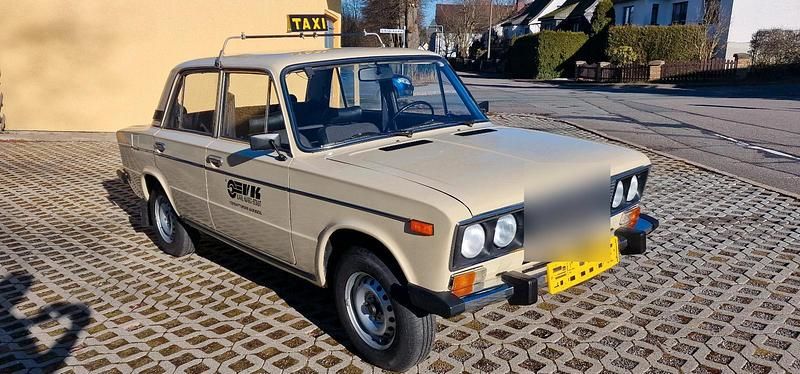 Gebraucht Lada 2106 57 PS (41 kW) 1988 Beige Limousine