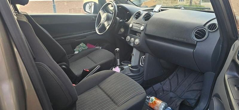 Gebraucht Mitsubishi Colt Motion 75 PS (55 kW) 2008 Grau Limousine