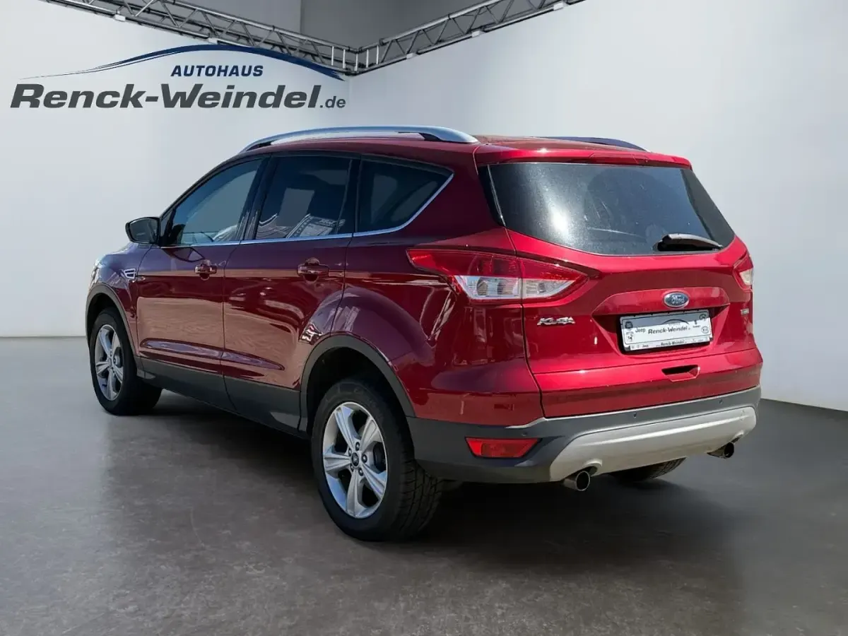 Gebraucht Ford Kuga SYNC Edition 150 PS (110 kW) 2016 Rot SUV