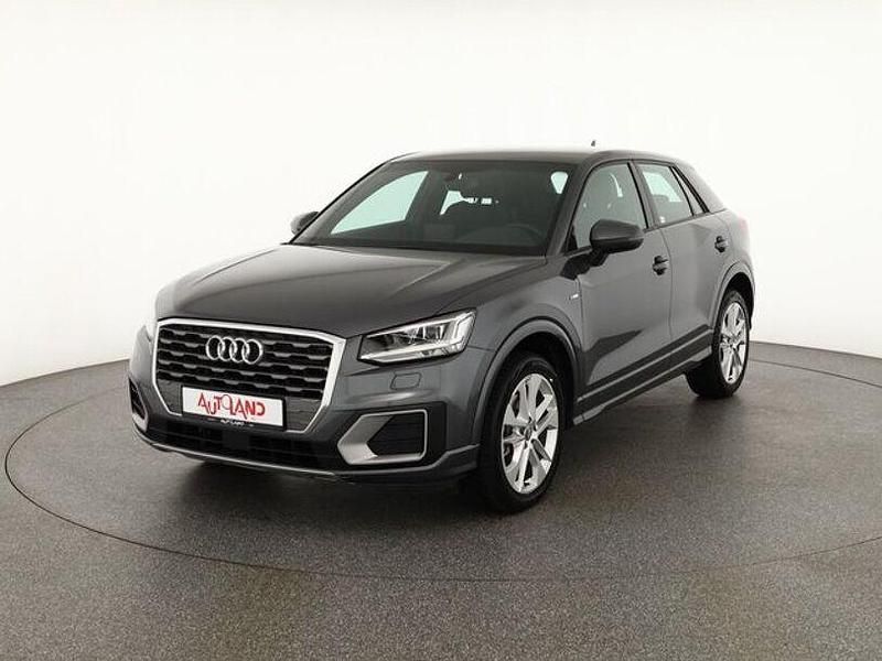 Grau Gebraucht 2018 Audi Q2 Sport SUV | 24.990 € (Etwas zu teuer) - Bild 1/4