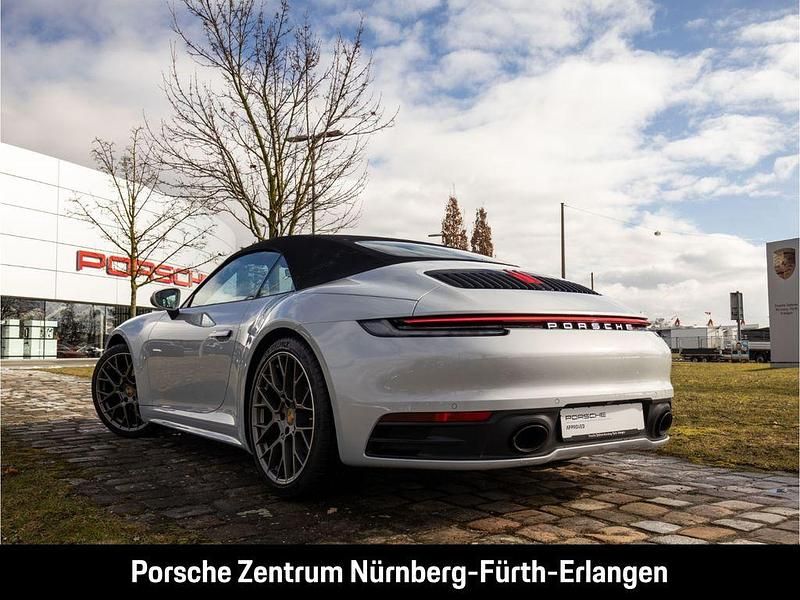 Gebraucht Porsche 911 Carrera Cabriolet 385 PS (283 kW) 2024 Grau Cabrio